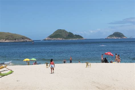 praia de itaipu-4